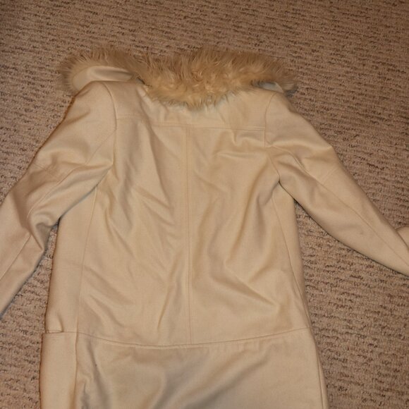 WHITE FASHION COAT - Picture 3 of 3